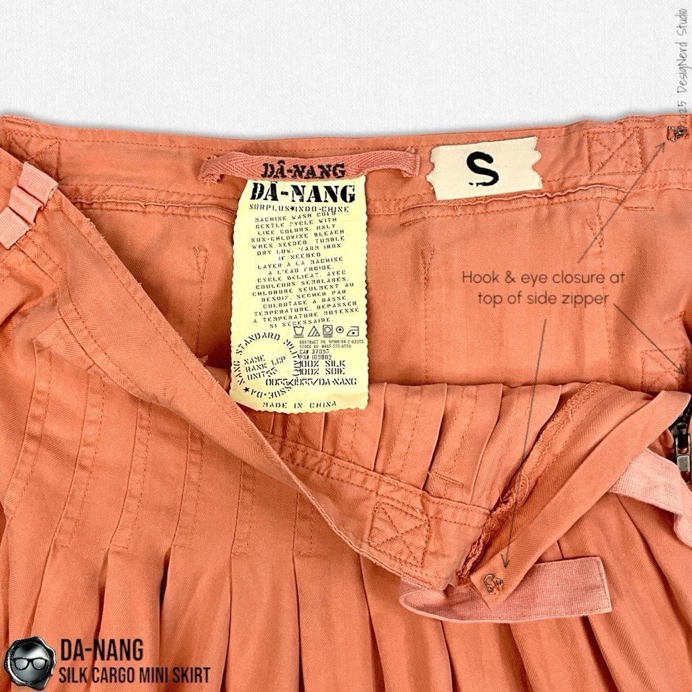 DA-NANG SURPLUS INDO-CHINE VINTAGE SILK PLEATED CARGO MINI SKIRT IN CORAL SMALL - Picture 11 of 13